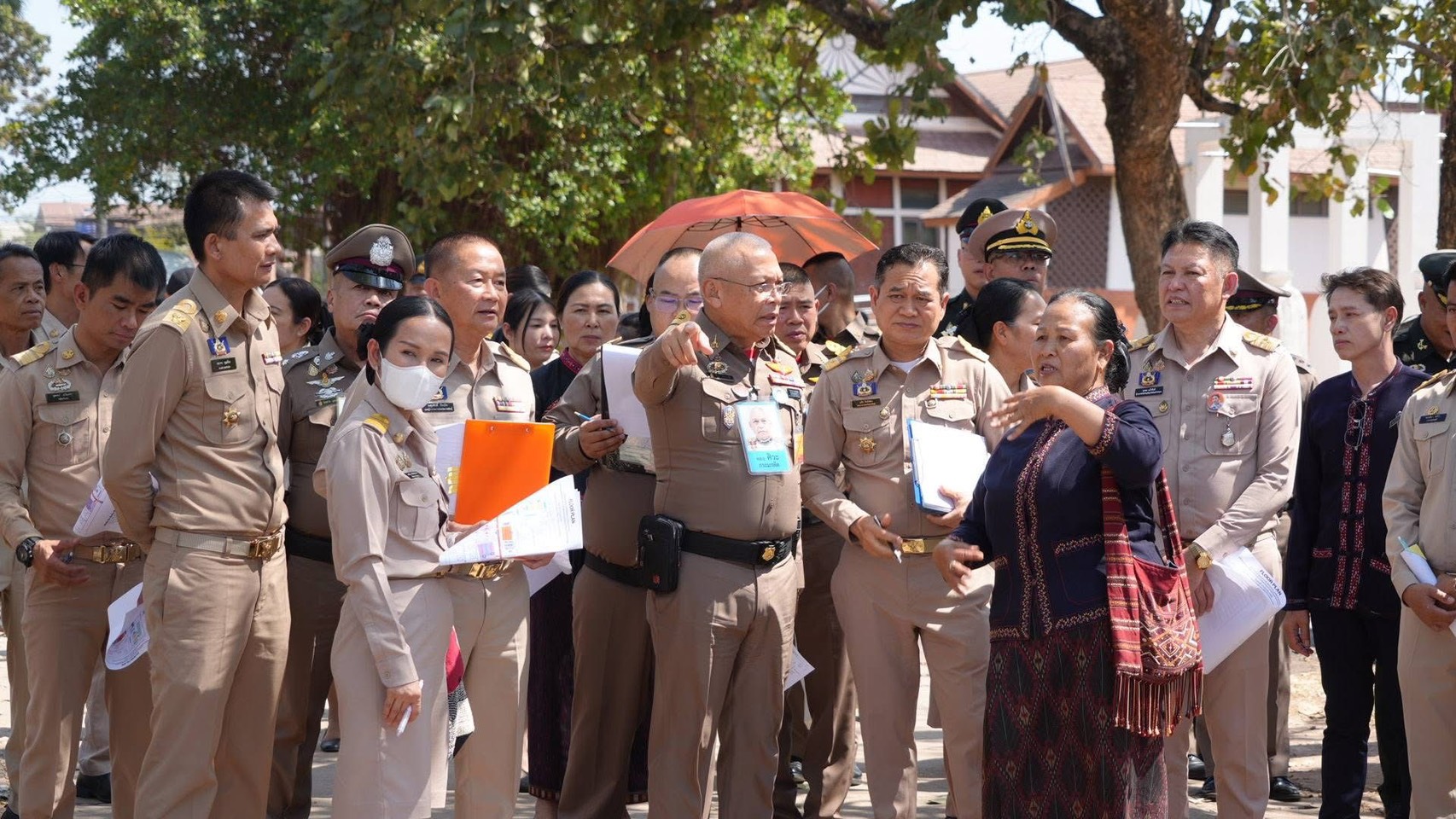 พช.กาฬสินธุ์ ร่วมต้อนรับอธิบดี พช. และกรมวังผู้ใหญ่ ลงพื้นที่เตรียมความพร้อมรับเสด็จ สมเด็จพระเจ้าลูกเธอ เจ้าฟ้าสิริวัณณวรี นารีรัตนราชกัญญา